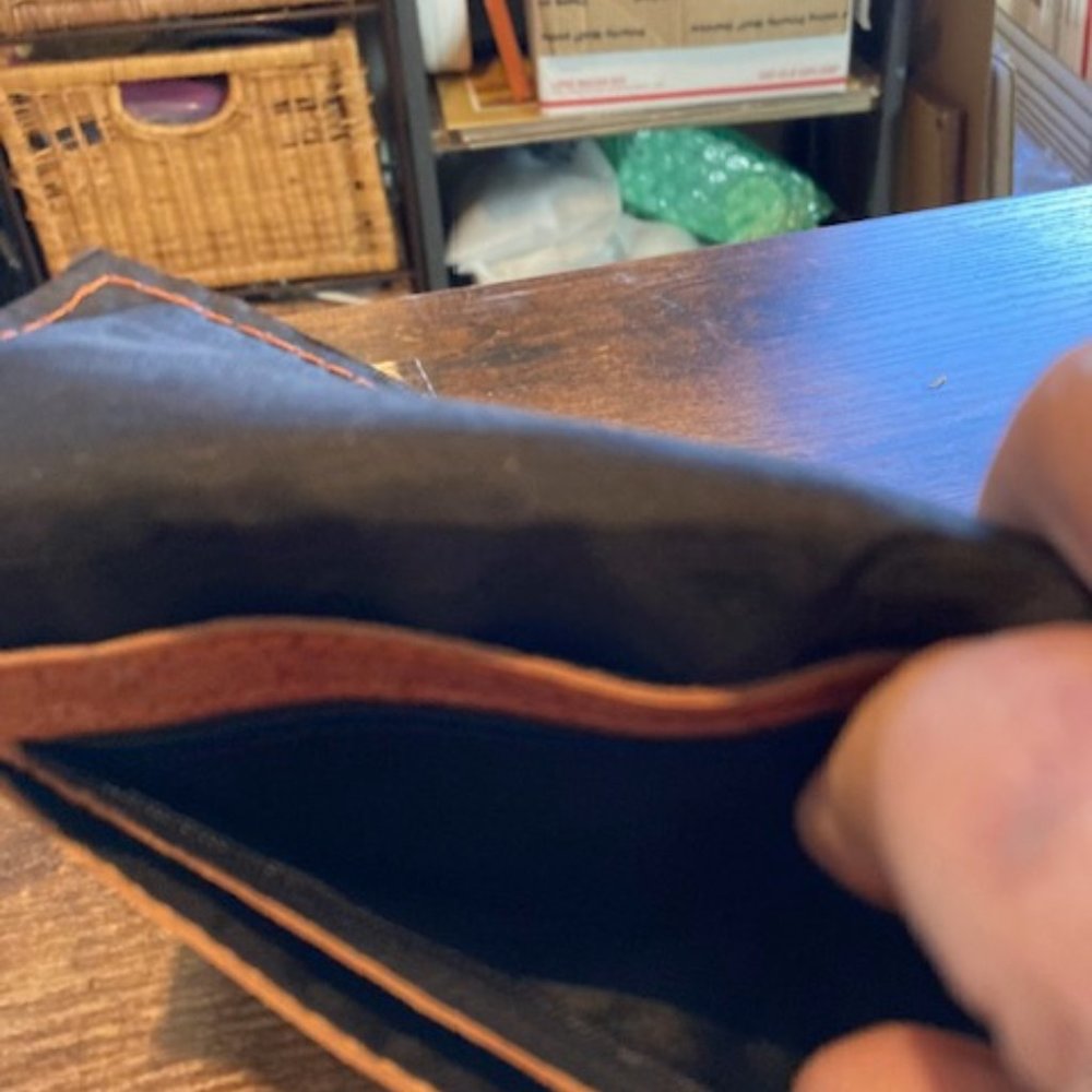 Vintage multicolor leather clutch/wallet - Picture 7 of 9